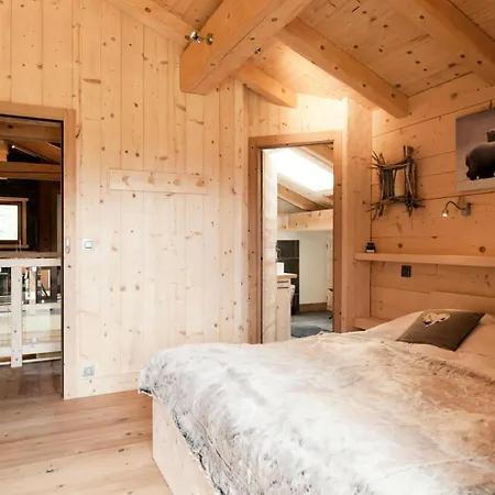 Hevea - Pour 12 Personnes 784 Chamonix